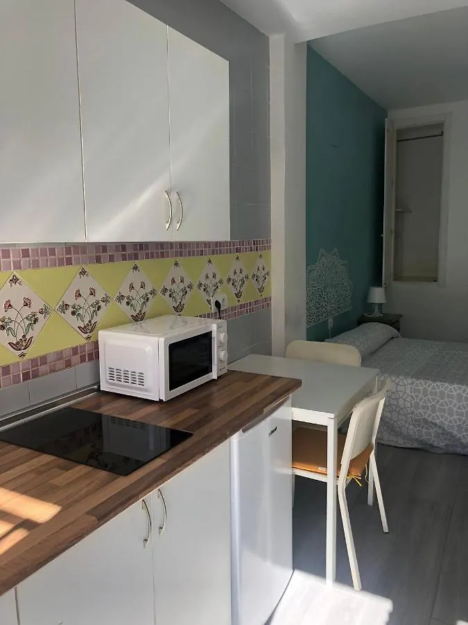 Bajos Jimena At Home Nerja 0*,